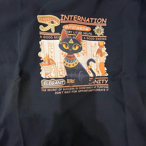 Brand new Black Graphic T-Shirt unisex - Picture 2 of 6